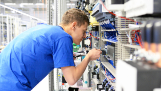 Ingenieur Elektrotechnik und Informationstechnik