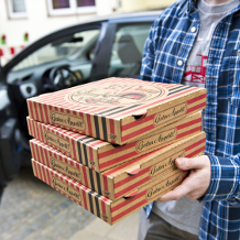 Fahrer eines Lieferdienst, Pizza Lieferant, Lieferservice