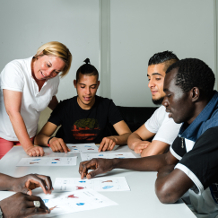 Integration von Flüchtlingen auf dem Arbeitsmarkt durch Sprachkurs